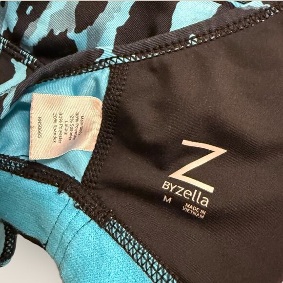 Byzella Womens Blue Black Leopard Print Active Sports Bra Strappy Back Sz M Swim - Picture 3 of 3